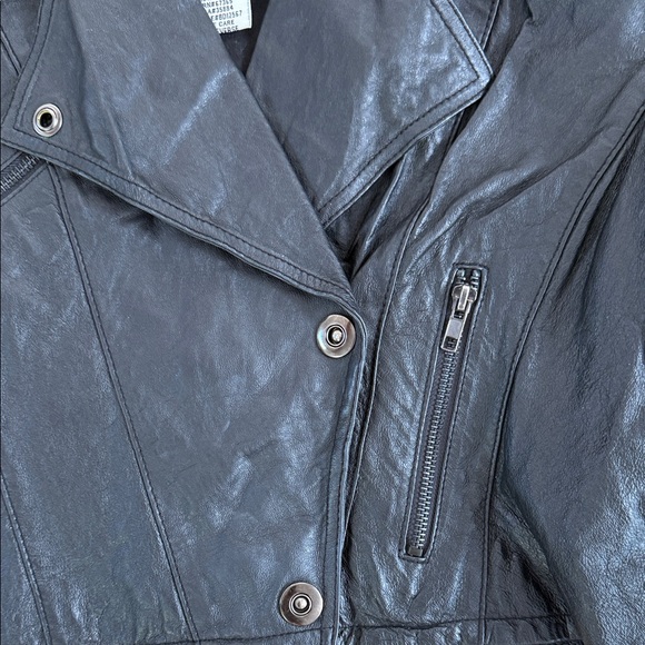 Vintage 90s BB Dakota Cropped Black Leather Jacket L - Picture 4 of 4